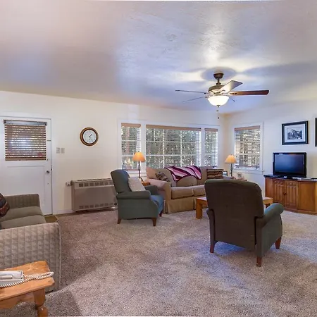 81 Ashbaugh Meadow Villa